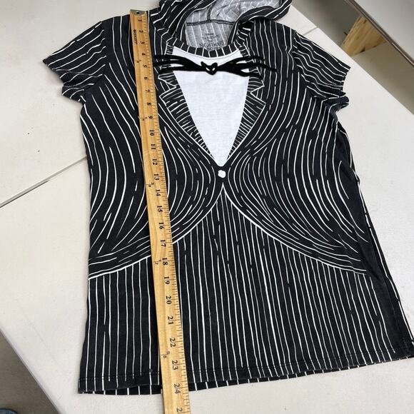 Disney Nightmare Before Christmas hoodie t-shirt Medium 7/9 - Picture 6 of 7